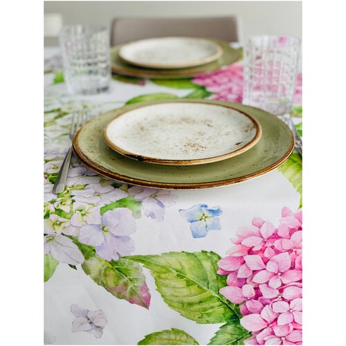 Скатерть Гортензия 145х150 с пропиткой вгмо