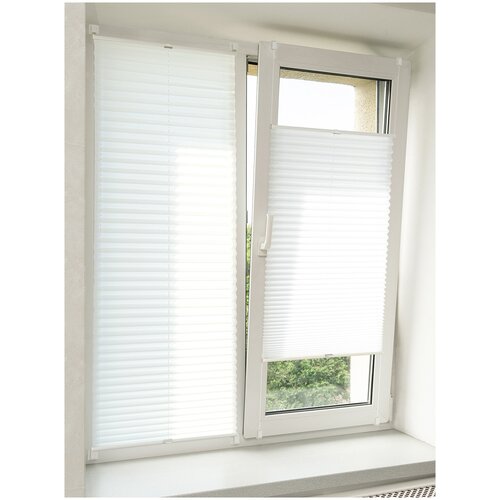 Жалюзи плиссе на окна горизонтальные, шторы Delfa Basic uni, белый, ширина 81 см