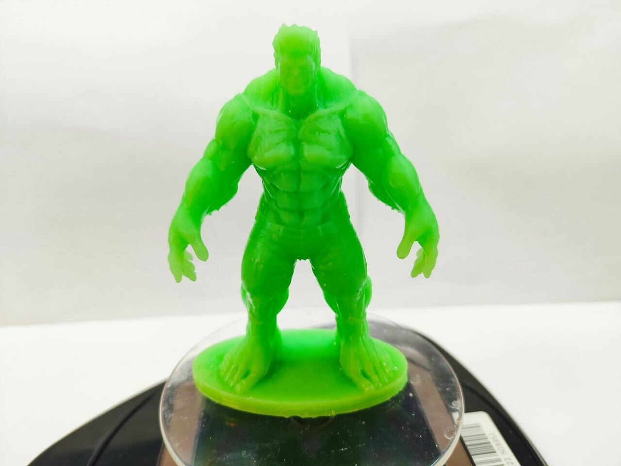Фигурка из смолы Халк/ Статуэтка героя Marvel (Марвел)/ дополнение к интерьеру/ Hand made — фото 1