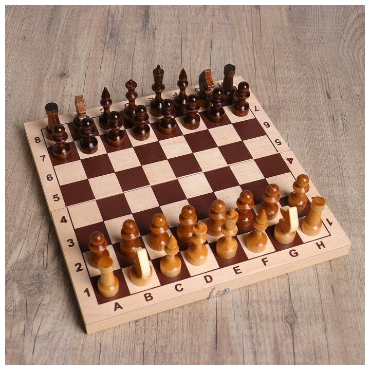 Шахматы "Школьник" (доска дерево 29х29 см, фигуры дерево, король h=7.2 см, пешка h=4.5 см)