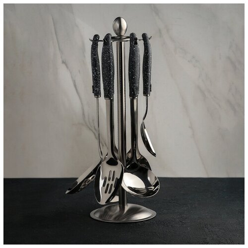 фото Набор кухонных принадлежностей мрамор, 6 предметов, на подставке 4461254 . yandex market