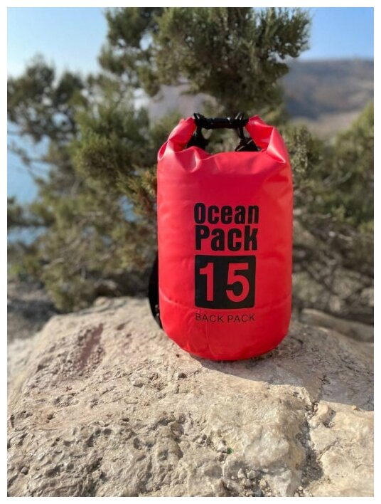 Водонепроницаемая сумка-мешок (гермомешок) Ocean Pack на 15 литров, красная