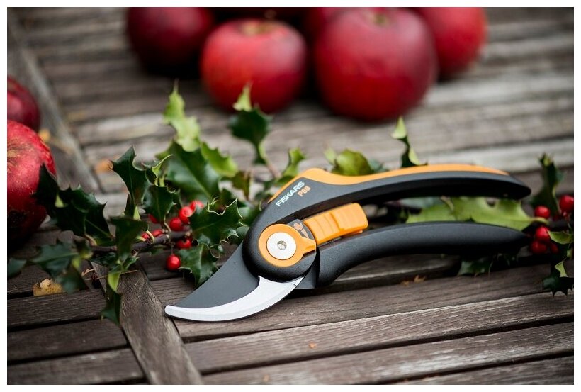 Секатор FISKARS SmartFit P68 1001424 черный - фотография № 13