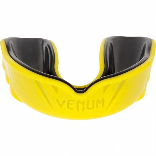 Боксерская капа взрослая, спортивная, защитная для зубов Venum Challenger - Yellow/Black боксерская капа взрослая спортивная защитная для зубов venum challenger black khaki