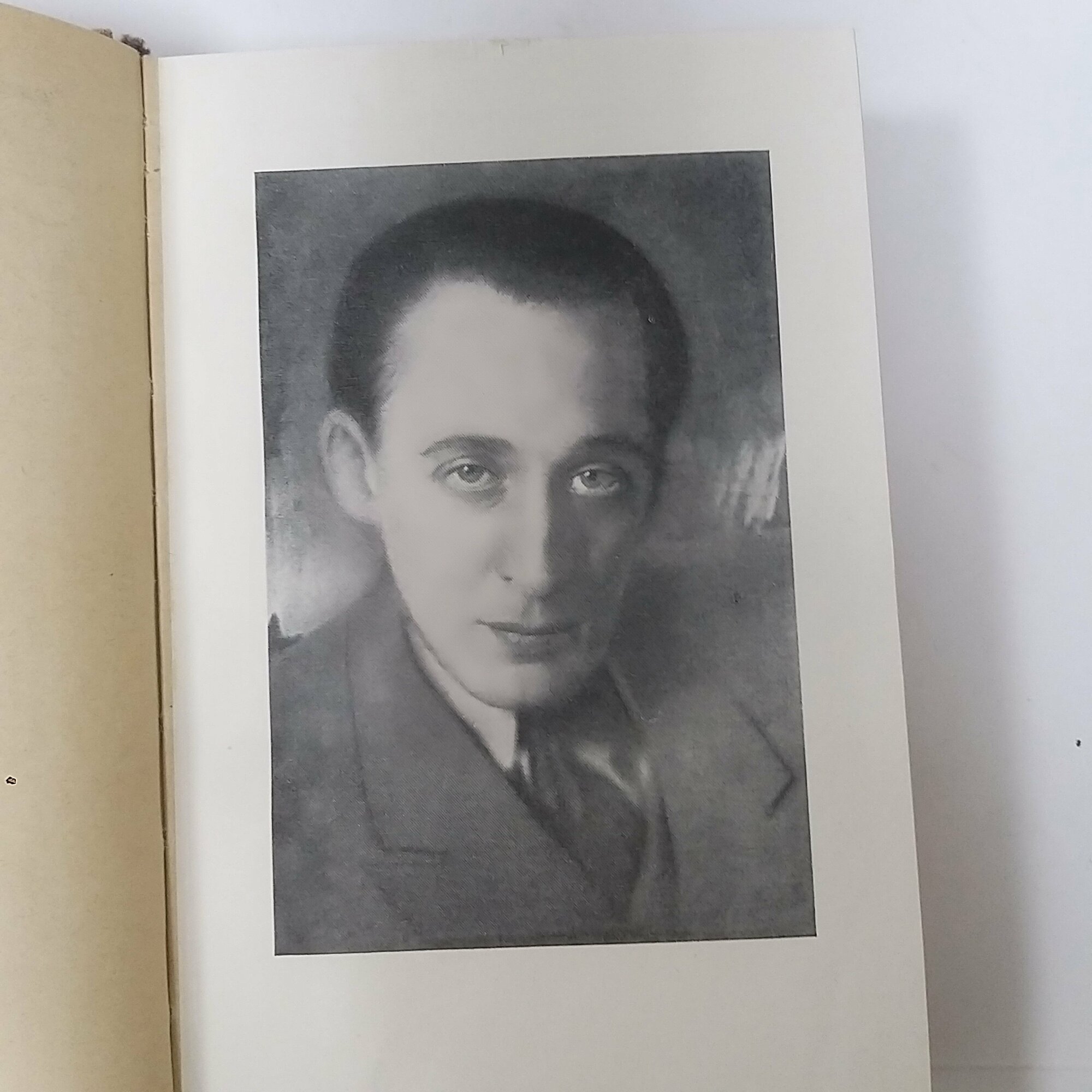 Человек меняет кожу — фото 1