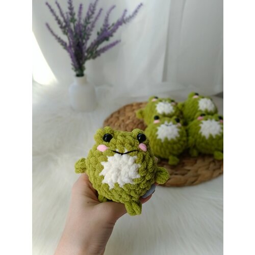 Плюшевая лягушка ярко-зеленая