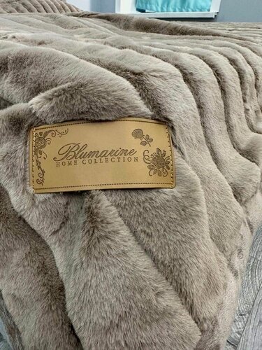 Изображение товара Плед-покрывало "Кролик" мягкий на кровать, диван