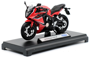 Модель мотоцикла 1:18 HONDA CBR650F