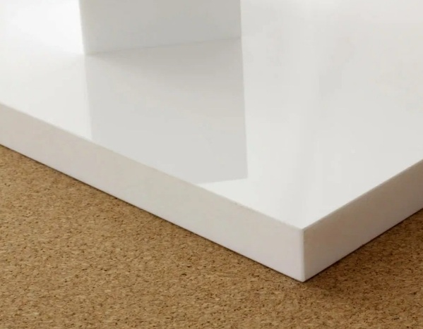"Белый глянец МДФ 12×60 см" - идеальное решение для вашей кухни