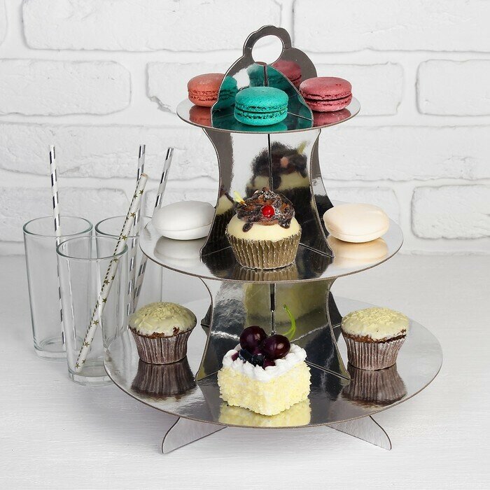 фото Подставка для пирожных «Нежность», цвет серебряный