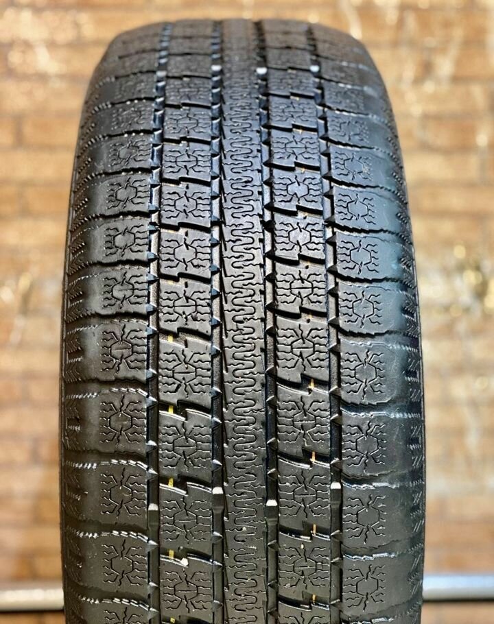 Toyo Observe Garit G4 205/60 R16