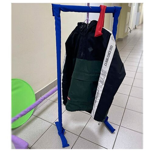 Вешалка напольная для одежды детская П-образная 1 м. / 1 м. GOZHY (синяя)