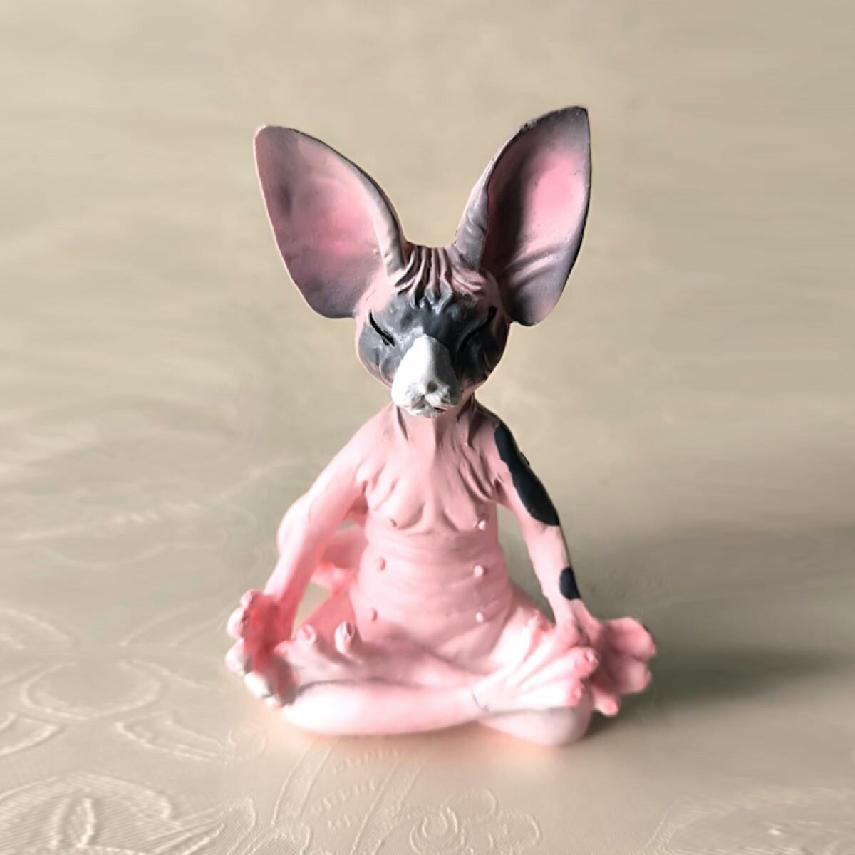 фото Статуэтка Котик "сфинкс" в медитации, размер 4х4х8 см