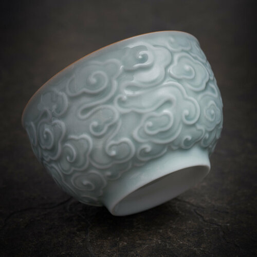 Серая фарфоровая пиала 