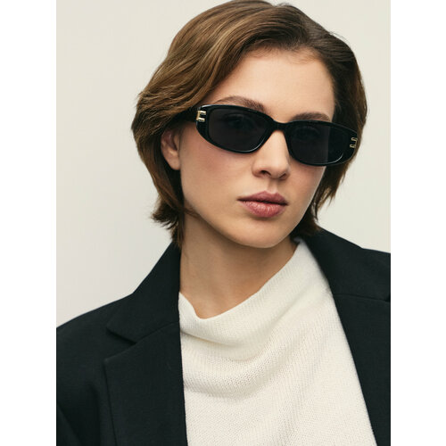 Солнцезащитные очки Zarina черный 782₽