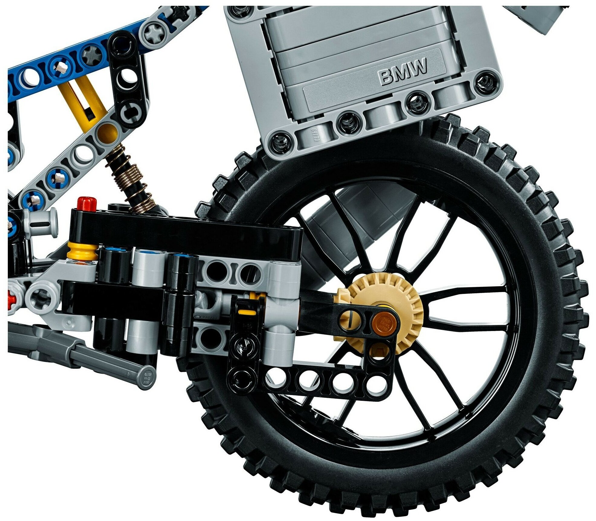 LEGO Technic Приключения на BMW R 1200 GS - фото №15