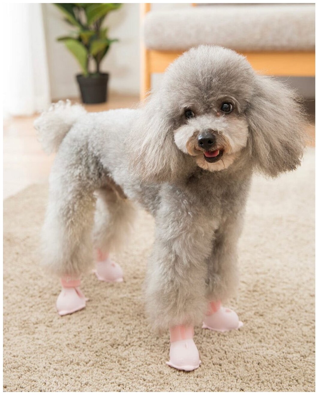Обувь для собак (силиконовые ботинки) резиновые сапоги от дождя для животных в форме дельфина - розовые размер S - фотография № 1