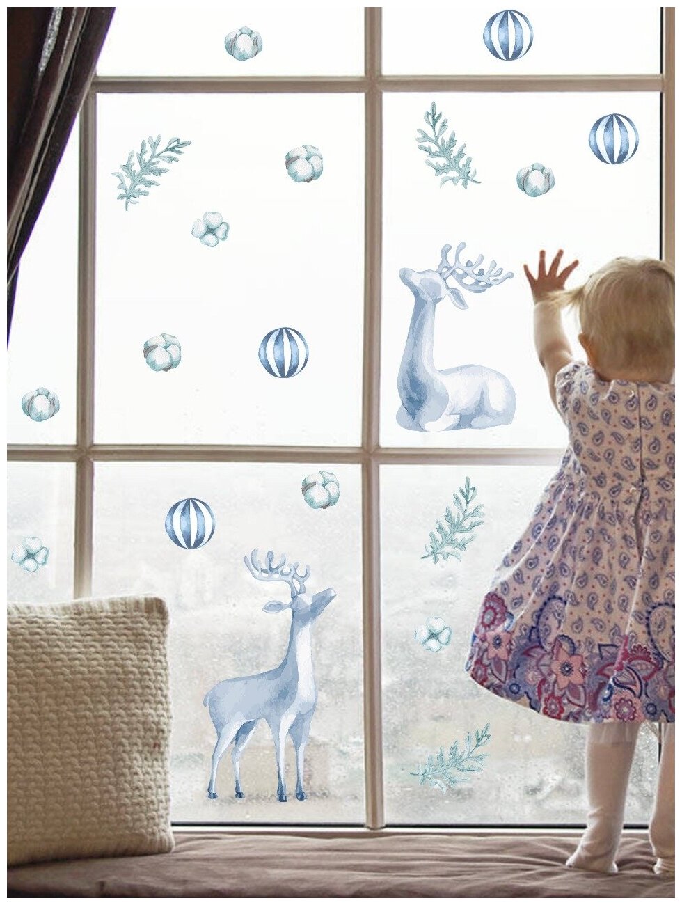 Наклейка интерьерная на стену, окно или мебель Морозные олени для детской, гостиной, спальни Lisadecor-shop