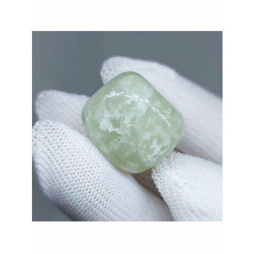 Нефрит лимонный, галтовка 1 шт
