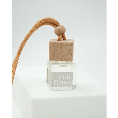 Ароматизатор для автомобиля CUIR ET FLEURS (Кожа и Цветы)