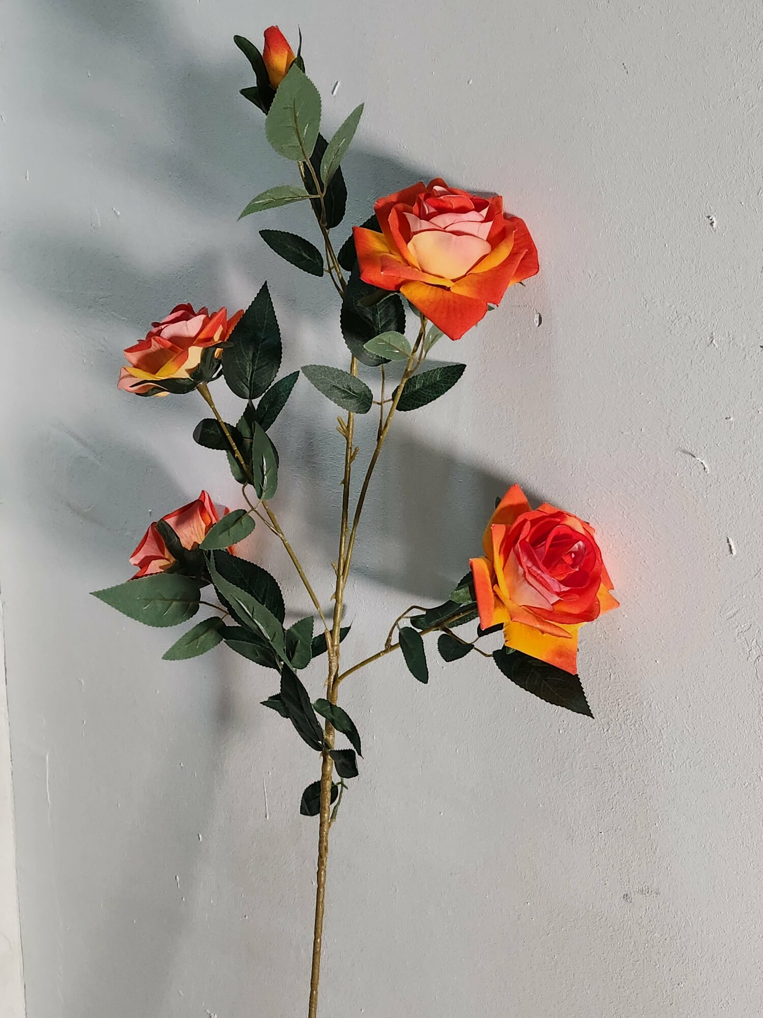 Искусственные розы для декора дома оранж