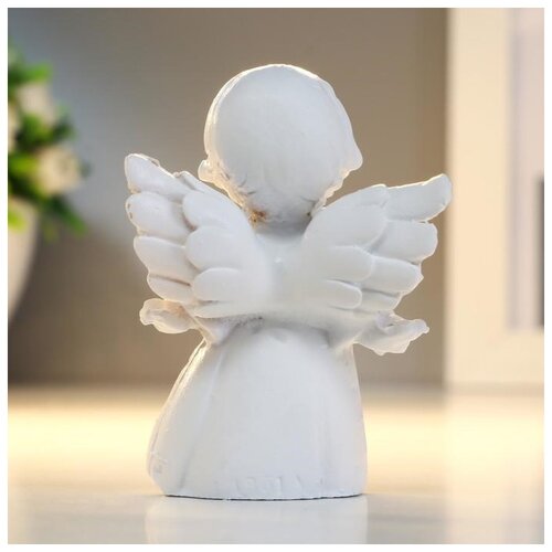 фото Сувенир полистоун "белоснежный ангел в платье - радость" микс 7х5х3 см хорошие сувениры