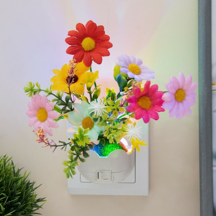 Ночник "Цветы" LED RGB 5х8х12 см RISALUX - фотография № 1