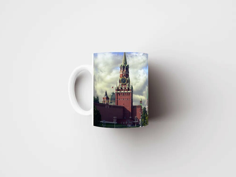Кружка с рисунком, принтом "Москва, спасская башня, собор василия блаженного" 320 мл.