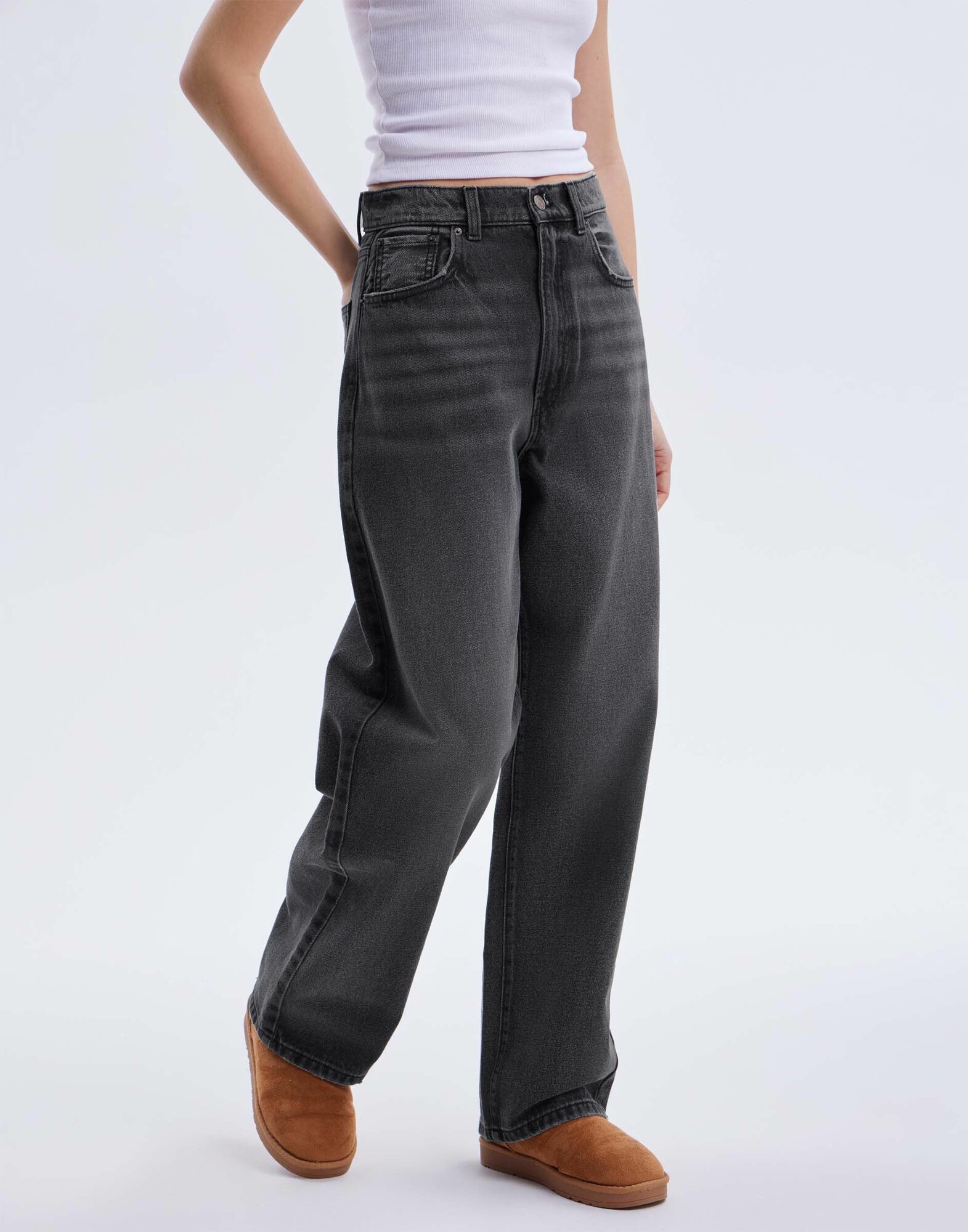 Джинсы широкие 