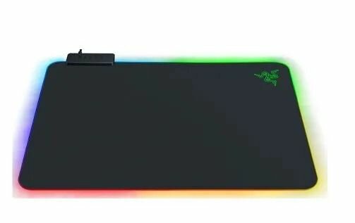 Razer Firefly V2 Игровой коврик для мыши, M, черный