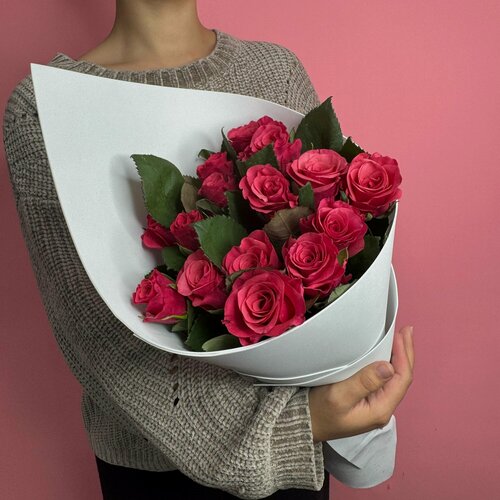 Изображение товара Букет из 15 голландских роз Такази