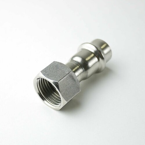 фото Пресс-фитинг из нержавеющей стали с накидной гайкой 15х1/2" zeissler