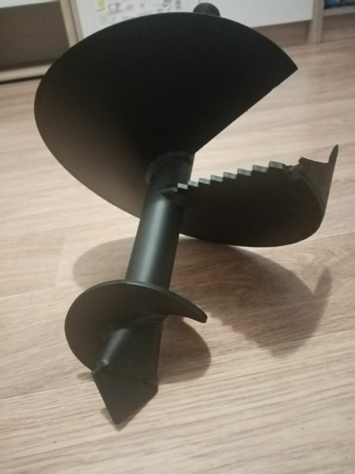 Шнек для ручного бура диаметр 200мм длина 30см металлический чёрный