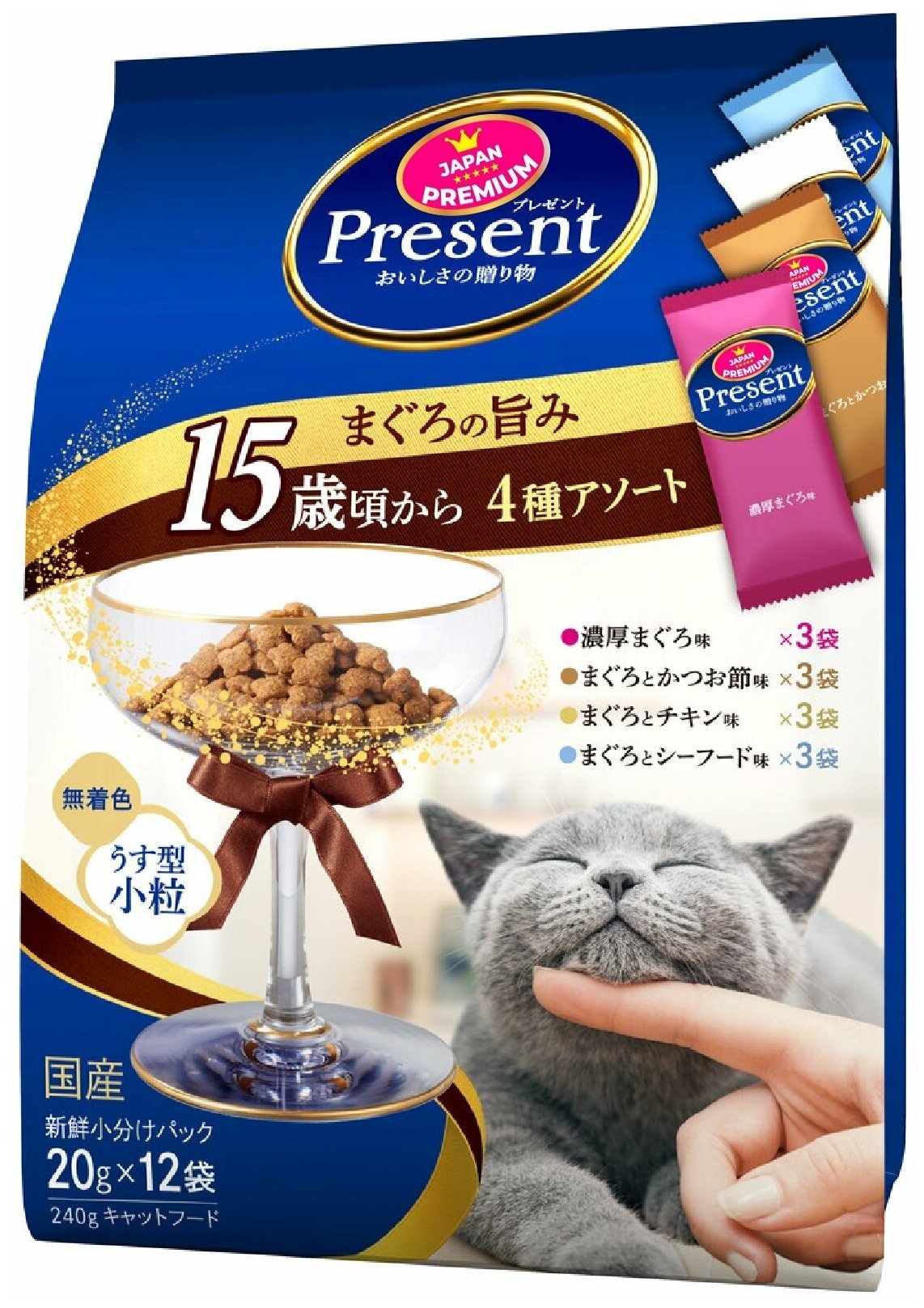 Лакомство Japan Premium Pet PRESENT для пожилых кошек (15+), с содержанием олигосахаридов для поддержания здорового пищеварения, 240 г - фотография № 1