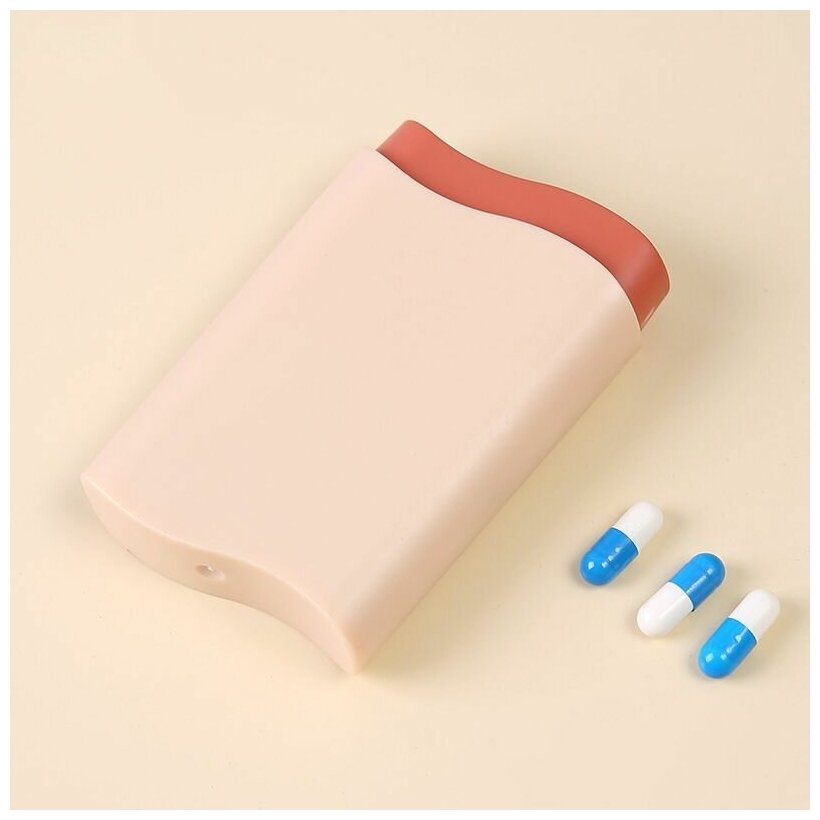 Таблетница "Волна" с 6 секциями и перегородкой-разделителем (органайзер для таблеток с делителем), 9.5 х 6 см, цвет розовый