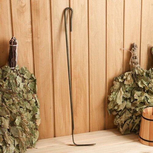 Кочерга металлическая золотистая длина 66 см 496₽