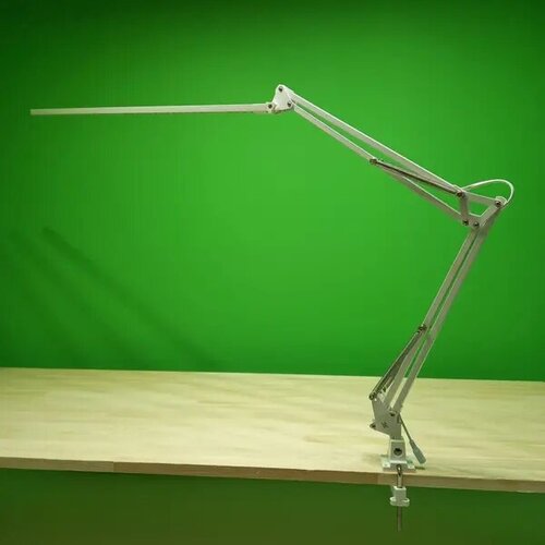 Лампа для искусственного освещение орхидей фаленопсис в домашних условиях, для фикуса каучуконосного, не люминесцентная.