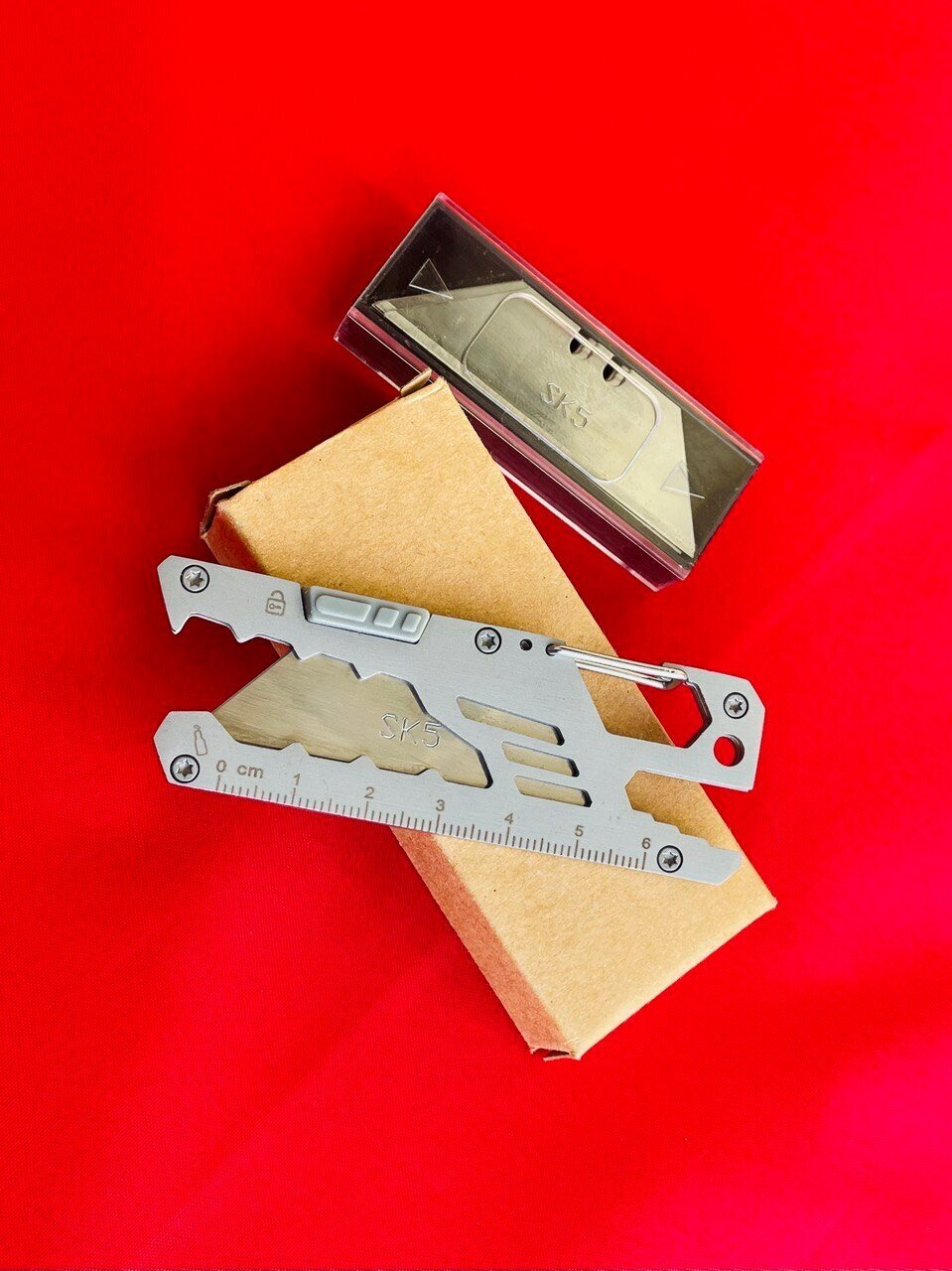 Нож брелок мультитул с карабином для вскрытия упаковки канцелярский нож нож линейка