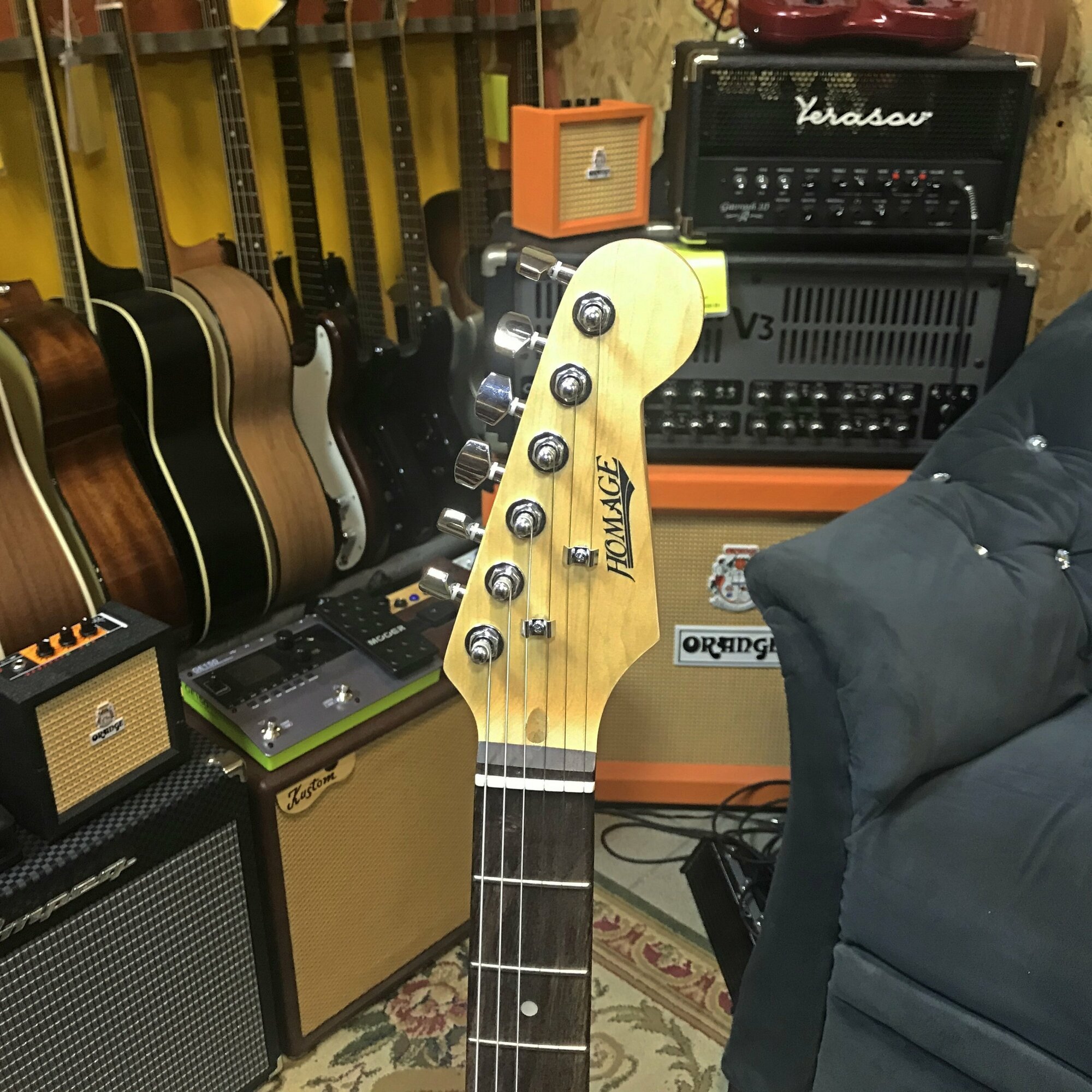 Электрогитара(S-S-S) Stratocaster Homage HEG300