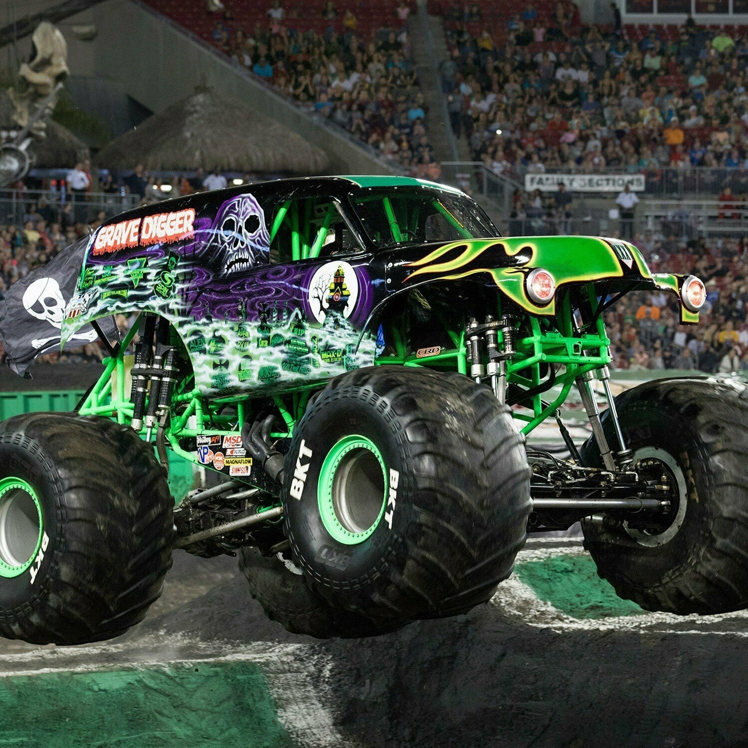 Конструктор LEGO Technic 42118 Monster Jam Grave Digger - фото №13