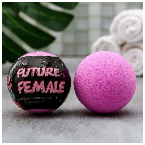 Купить Бурлящий шар в термоэтикетке The FUTURE is FEMALE, 130 г, с ягодным ароматом, Beauty Fox