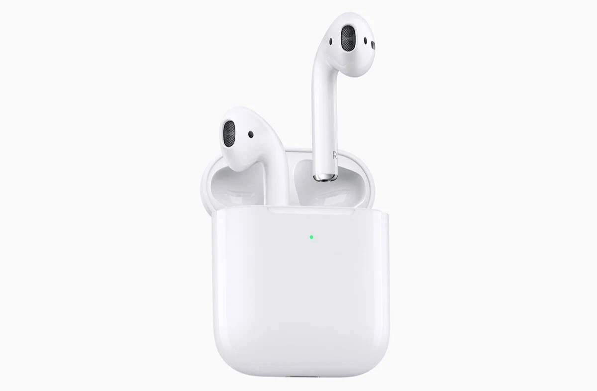 Беспроводные наушники Apple AirPods 2 с зарядным футляром MV7N2 RU, Lightning, белый — фото 1