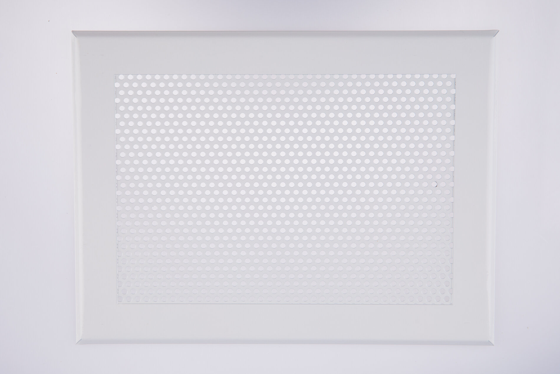 Решетка вентиляционная 190х140мм металлическая на магнитах, кружок, белый цвет