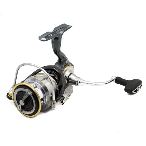 Катушка безынерционная DAIWA 20 Luvias LT 3000C 3000