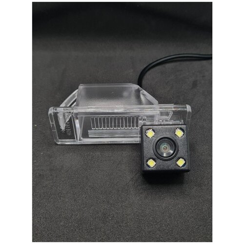 Камера заднего вида Nissan Juke X-Trail T31 Qashqai до 2012 г 4 LED 99900₽