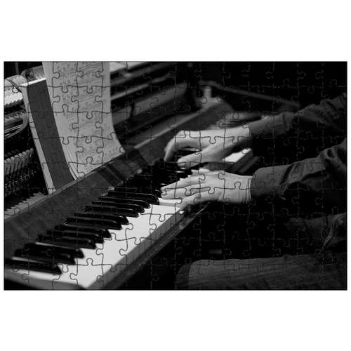 фото Магнитный пазл 27x18см."пианино, фортепиано игроков, ключи" на холодильник lotsprints