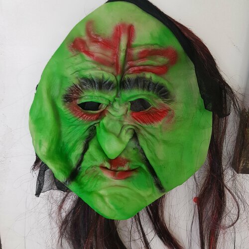 маска баба яга в платке Маска карнавальная Страшила Баба-Яга латекс, с волосами, 23х21см 1551