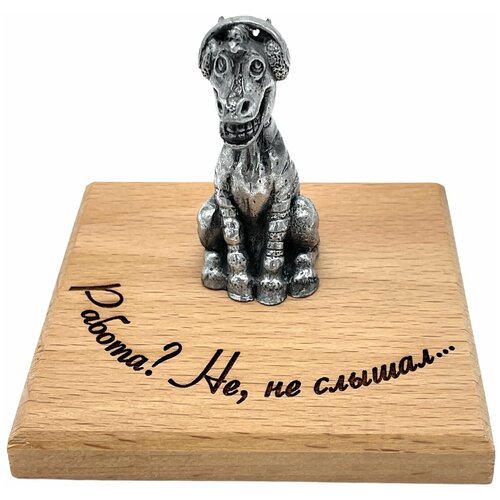 Сувенирная фигурка 