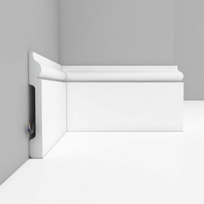 фото Плинтус напольный Decomaster D004, 1шт (длина 2м)