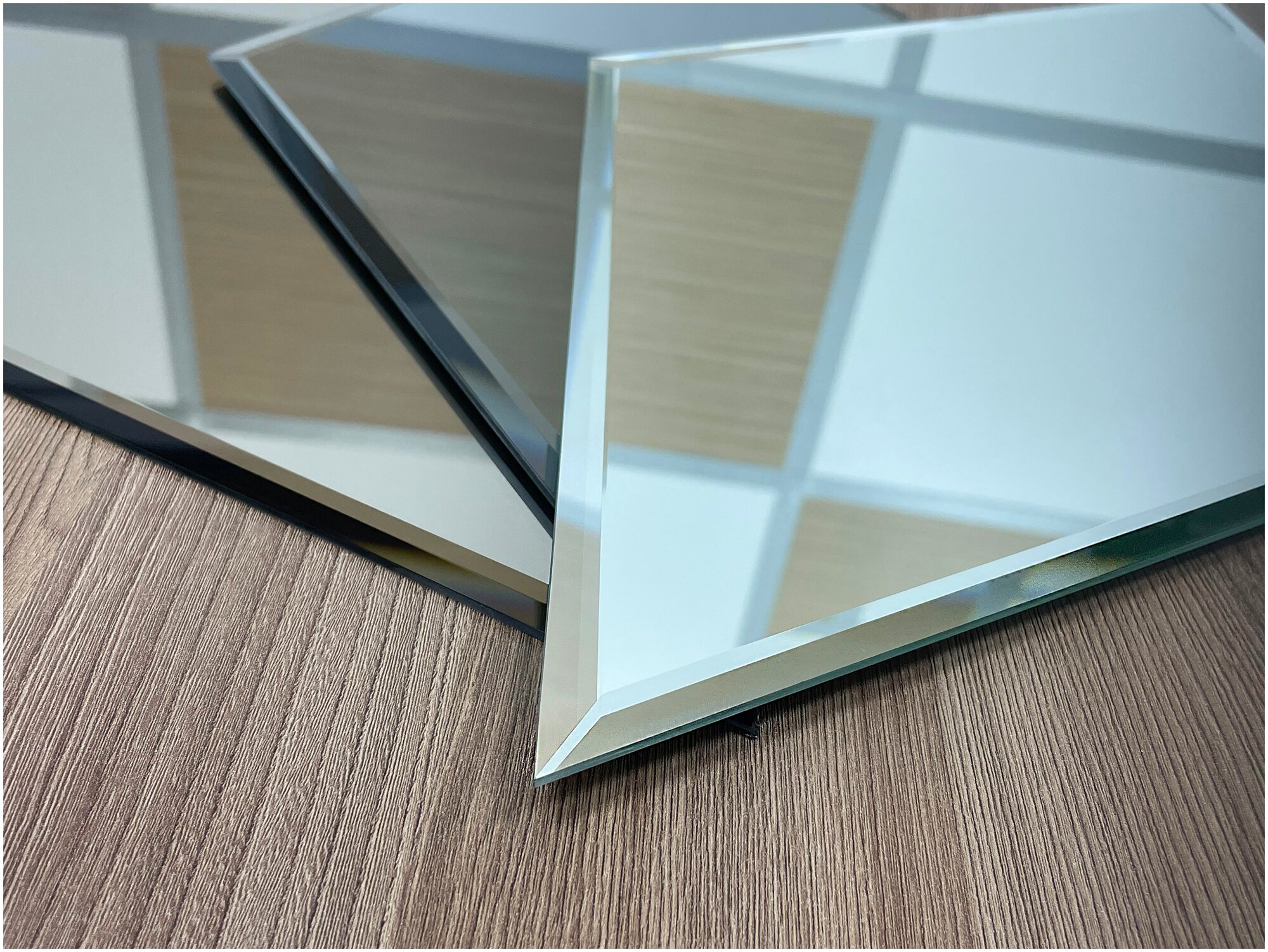 Зеркальная плитка ДСТ, панно на стену 40х238 см, цвет графит, форма ромб 20х34 см. - фотография № 9